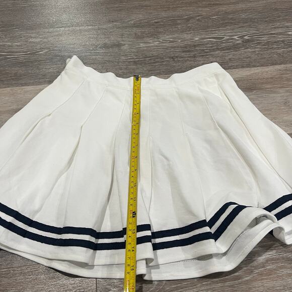 Elodie White Pleated Navy Blue Striped tennis  Skirt Size Medium - Picture 9 of 9